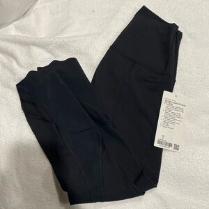 BRAND NEW WITH TAGS lululemon Wunder under scallop 23” leggings